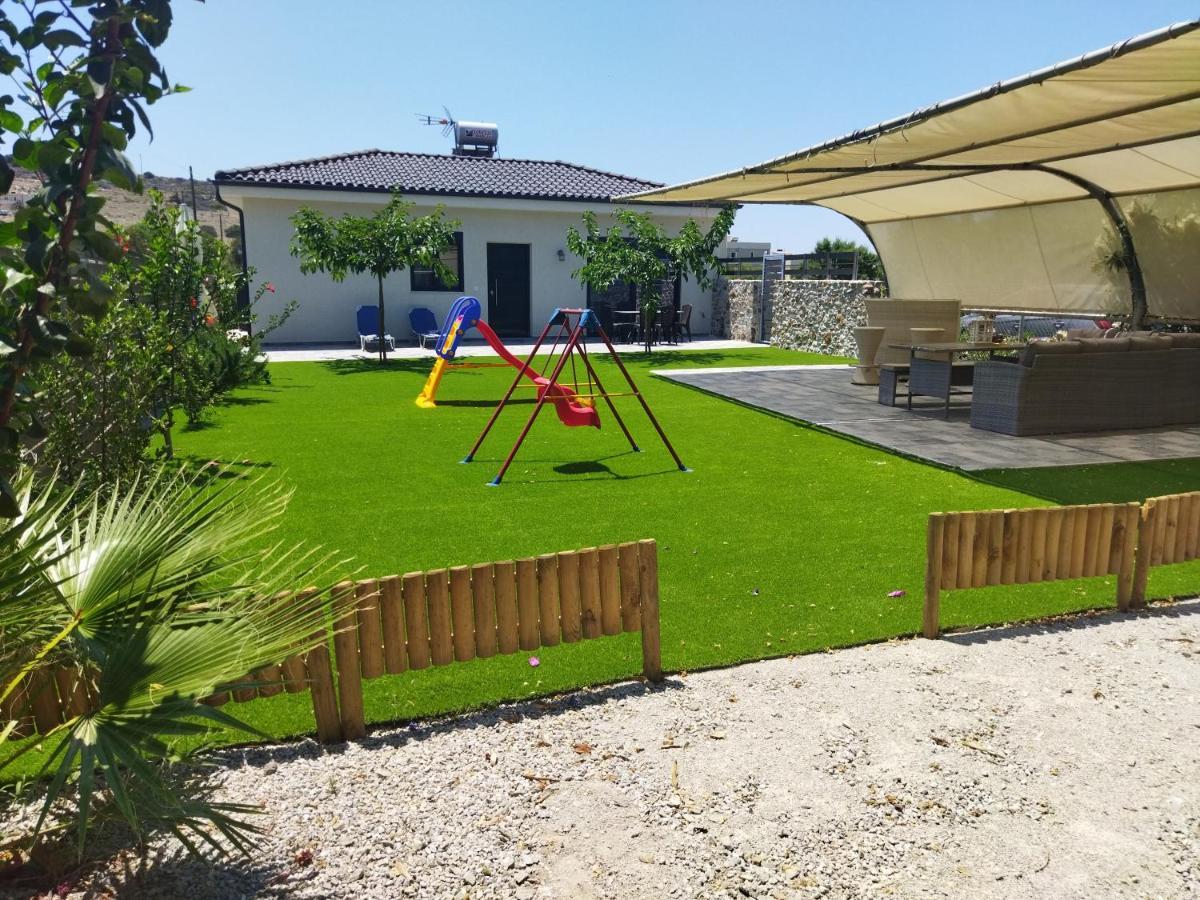 Tzoli Residence كالاماكي المظهر الخارجي الصورة